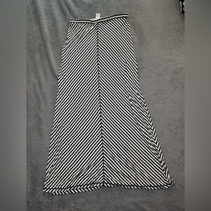 Max Studio Navy and White Striped Top